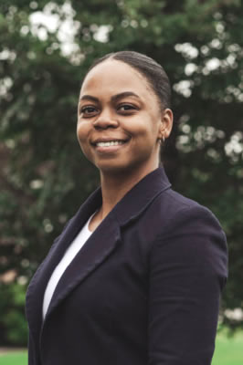 Jasmine Jones of Light Financial in Fargo, ND.